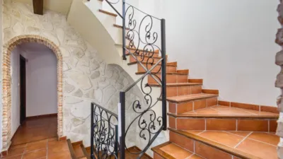 House on Clara Campoamor Street photo 14