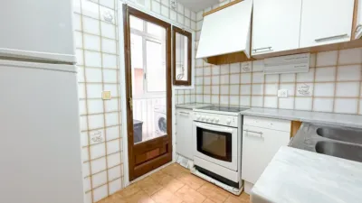 Apartment on Carrer del Puig Rom photo 9