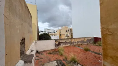 Semi-detached house at 49 San Francisco Javier Street photo 7