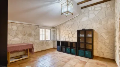 House on Clara Campoamor Street photo 24