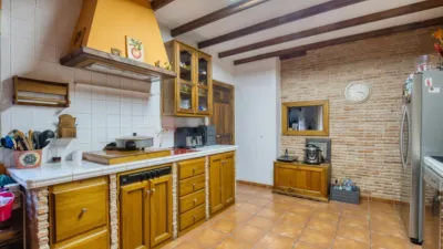 House on Clara Campoamor Street photo 8