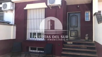 Terraced house on Calle Santísimo Cristo del A photo 4
