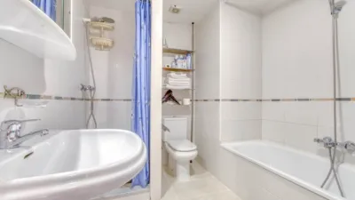 Apartment on Carrer de Joanot Martorell, 6 photo 20