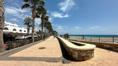 Semi-detached house on Paseo del Mediterráneo photo 62