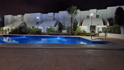 Semi-detached house on Paseo del Mediterráneo photo 53