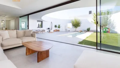 House on Calle de la Margarita photo 14