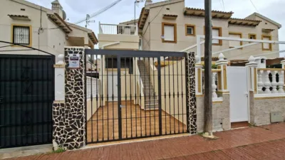 House in Punta Prima photo 24