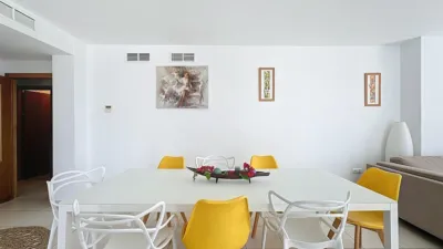 Semi-detached house on Paseo del Mediterráneo photo 14