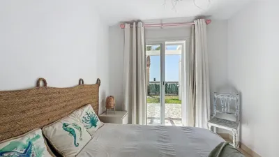 Semi-detached house on Paseo del Mediterráneo photo 33