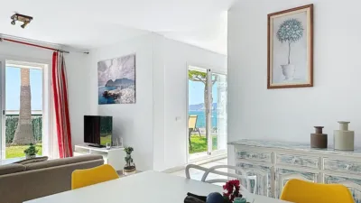 Semi-detached house on Paseo del Mediterráneo photo 11