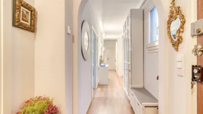 Apartment in Centre photo 10