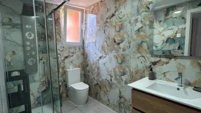 Apartment on Calle del Pintor Zuloaga photo 6
