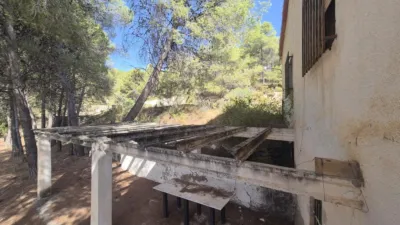Rustic finca on Santana Street photo 22