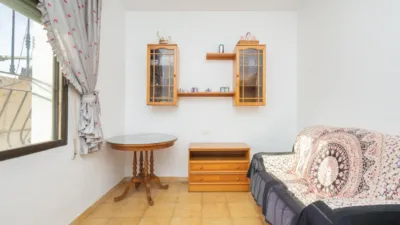Terraced house on Pablo Neruda Street photo 34