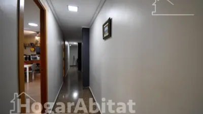 Flat on Ferrocarril d'Alcoi Street photo 28