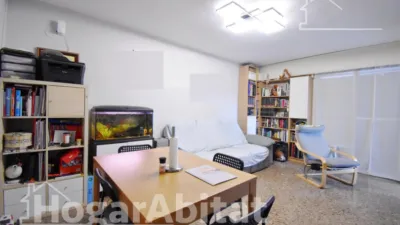 Flat on Ferrocarril d'Alcoi Street photo 3