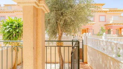 Casa – Torrevieja, Urbanización Paraje Natural I, Urbanización El Chaparral - Más