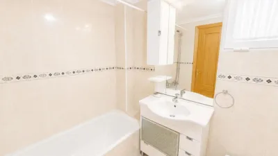 Apartment on Calle San Pascual, 235 photo 8