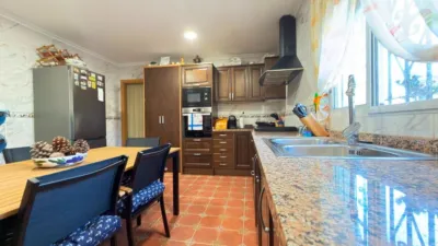 Chalet in San Juan Pueblo photo 15