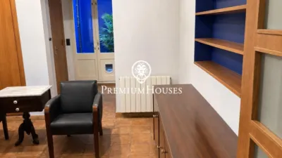 House in Centre photo 35