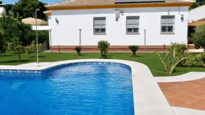 Chalet in Hinojos photo 12