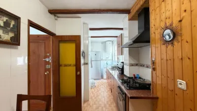 Apartment in Bus Station photo 7