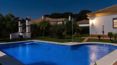 Chalet in Hinojos photo 4