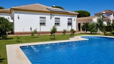 Chalet in Hinojos photo 17