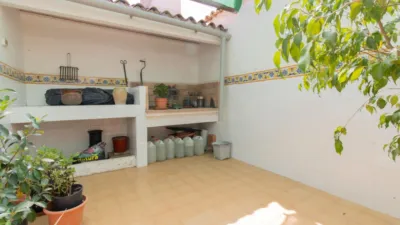 Terraced house in Carrer del Forn photo 16