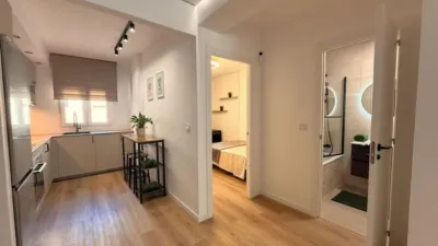 Apartment in Bus Station photo 11