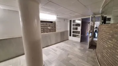 Apartment in Bus Station photo 4