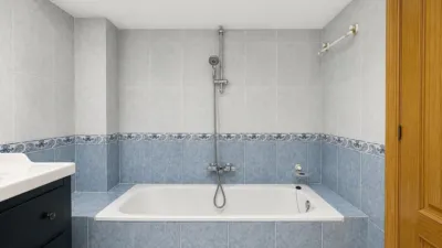 Flat on Calle de Alfonso VIII, 1 photo 9