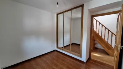 Semi-detached house on Calle de Jenaro Núñez photo 10