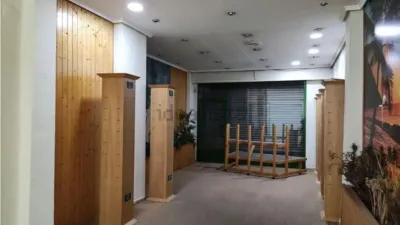 Local comercial en alquiler en Avenida de España - Més