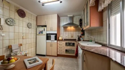 Apartment on Luis Llorente Street photo 12