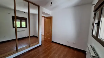 Semi-detached house on Calle de Jenaro Núñez photo 12