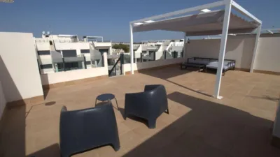 Pis – Orihuela, El Barranco E-2, Villa Martín - Més