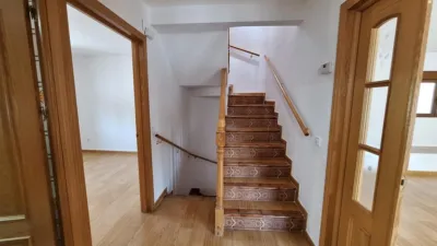 Semi-detached house on Calle de Jenaro Núñez photo 13