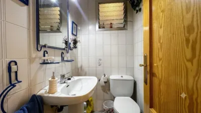 Apartment on Luis Llorente Street photo 9