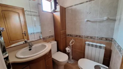 Semi-detached house on Calle de Jenaro Núñez photo 32