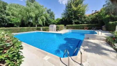 Semi-detached house on Calle de Jenaro Núñez photo 6
