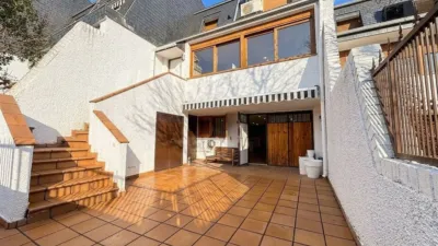Terraced House on Sotomora Street photo 2