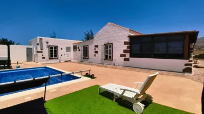 Chalet in Pueblos de Puerto del Rosario photo 9