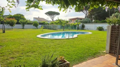 House on Carrer del Roure photo 2