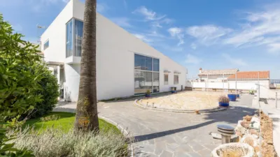 Chalet on Calle Pinar photo 4