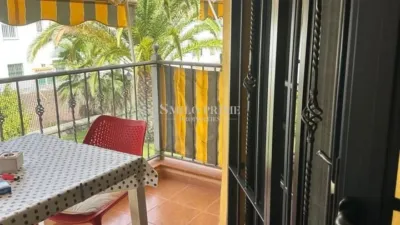 Flat on Calle Eneas photo 2
