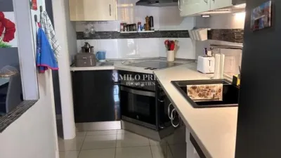Flat on Calle Eneas photo 9