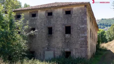 Rustic house on Calle Santiurde de Reinosa photo 33