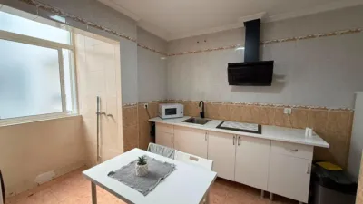 Apartment at 4 Pintor Luna Rubio Street photo 4