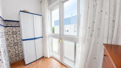 Apartment on Pintor Hernández Homedes Street photo 5